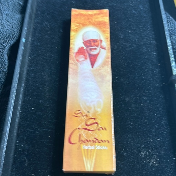 Sri Sai Chandan herbal sticks - Picture 1 of 4